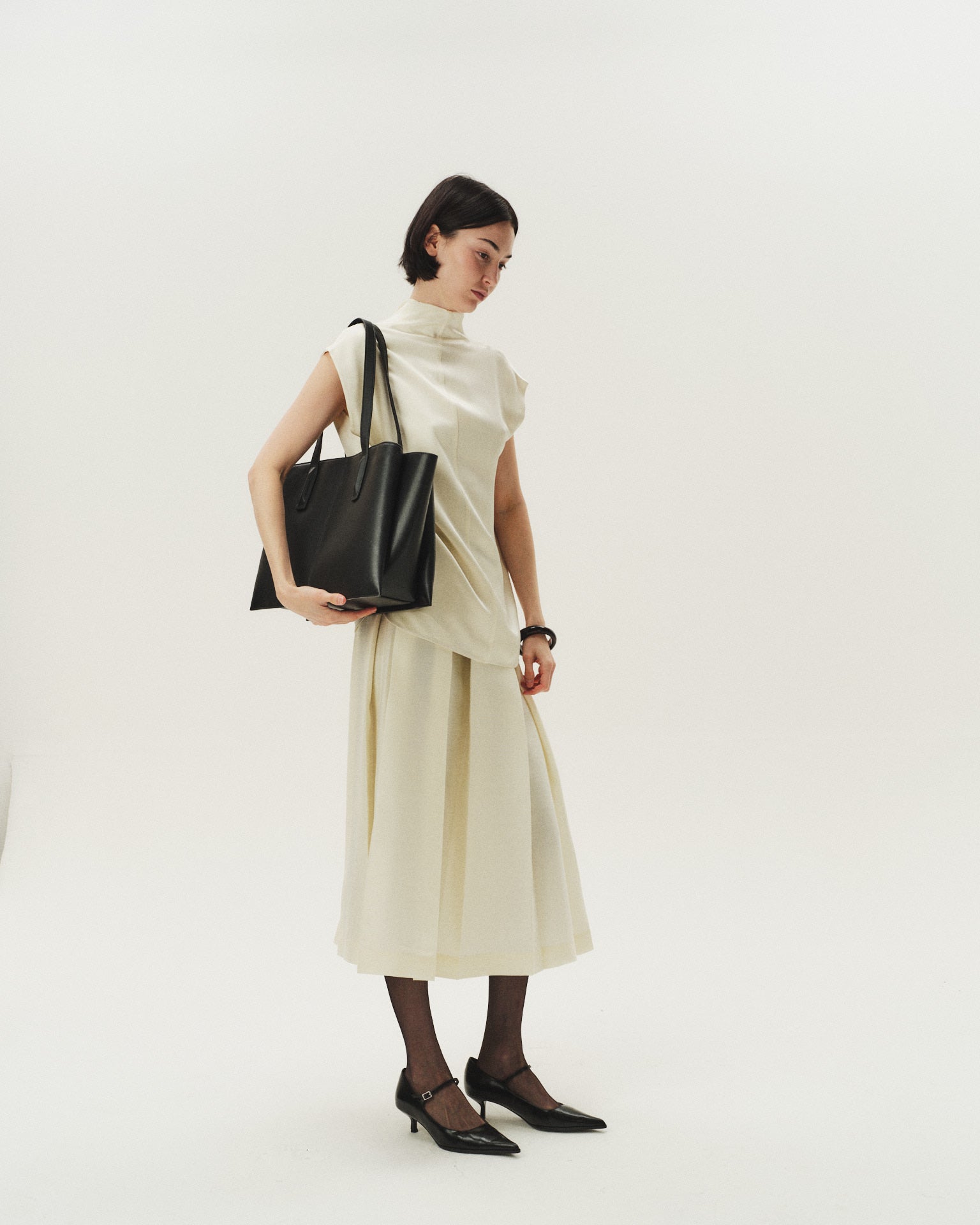 The Essential Tote - Latte